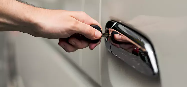 Why Choose Our Auto Locksmith Team in Wekiwa Springs, FL?